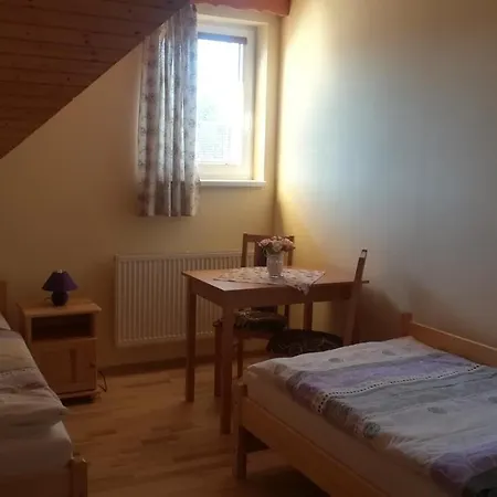 Rekreacne Zariadenie Chmelisko Guest house